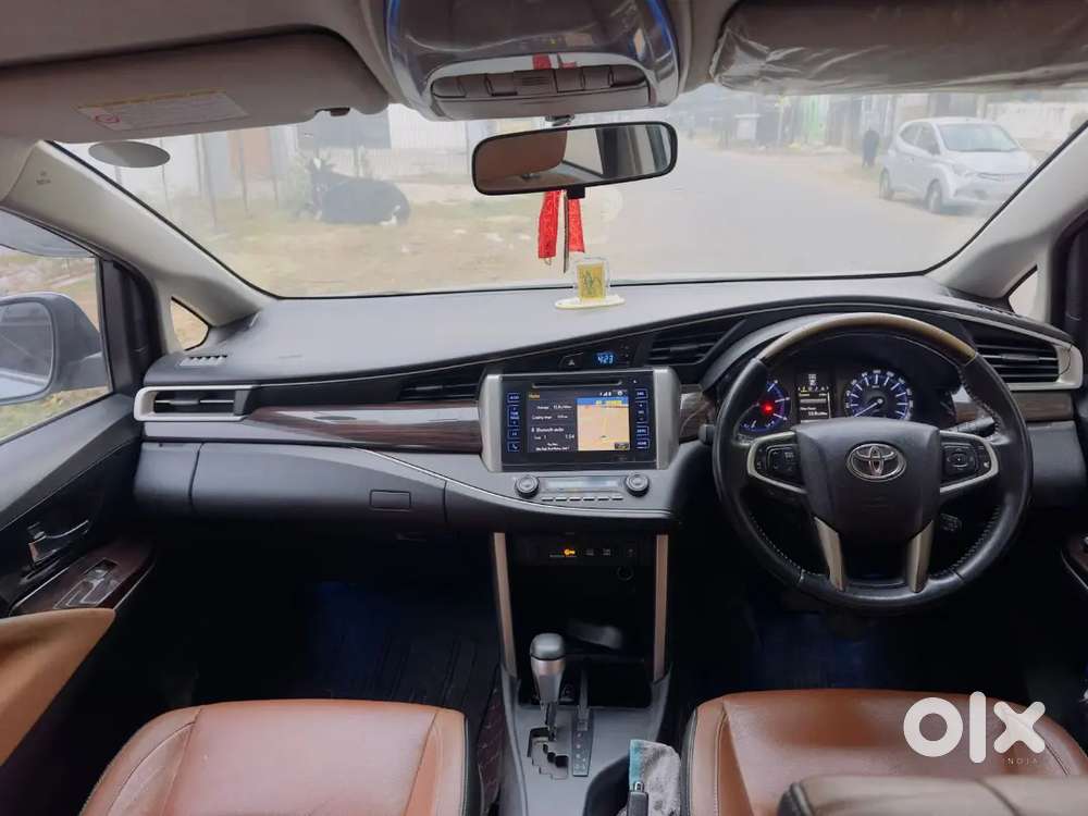 Toyota Innova Crysta 2017