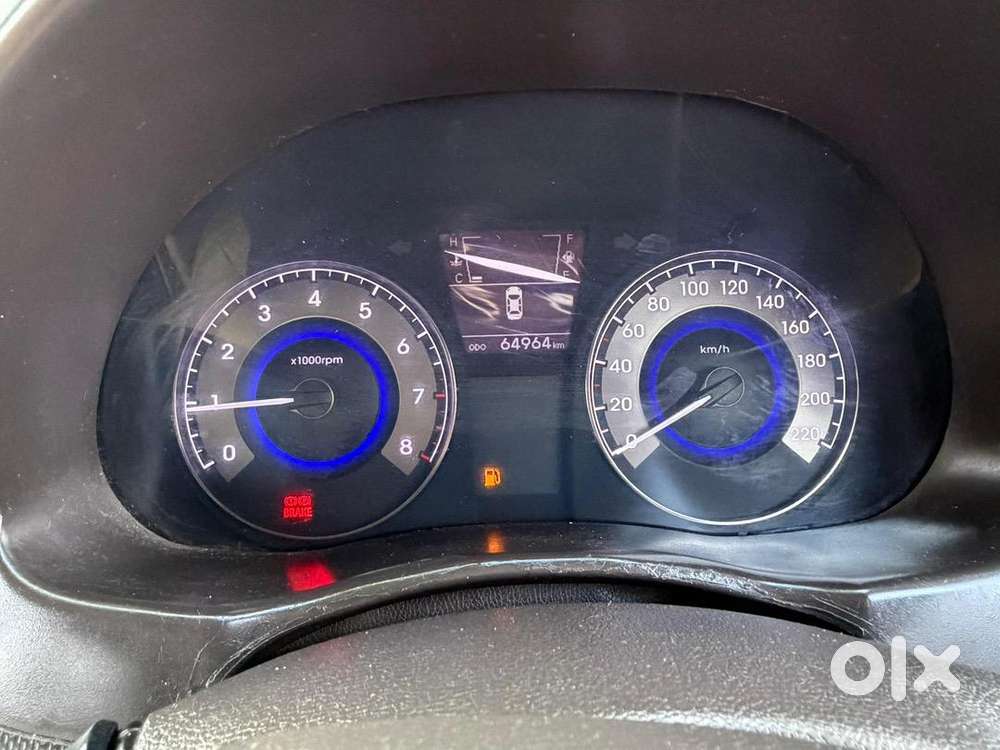 * Hyundai Verna Sx Vtvt 2015 Petrol