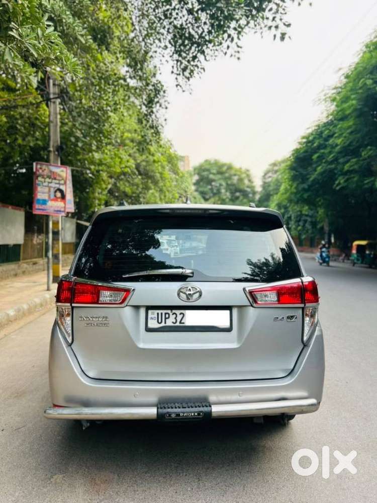 Toyota Innova Crysta 2.4 V 7 Str, 2017, Diesel