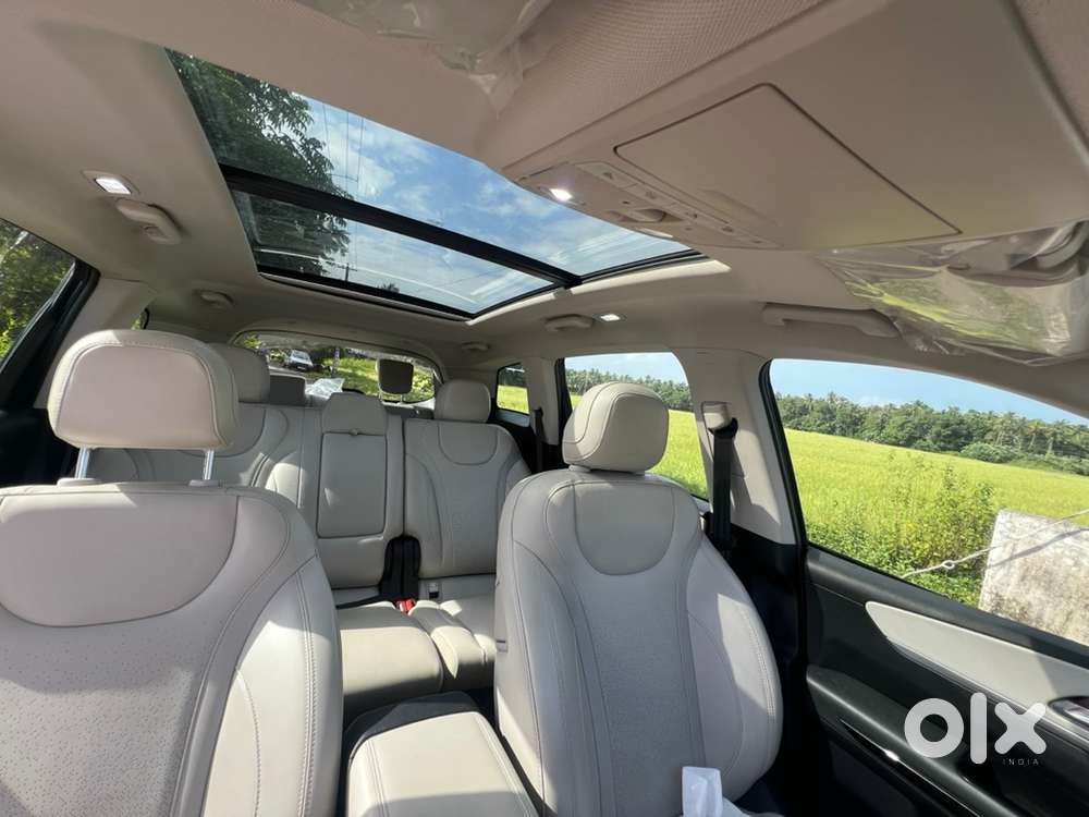 Mahindra Xuv700 2023 Petrol