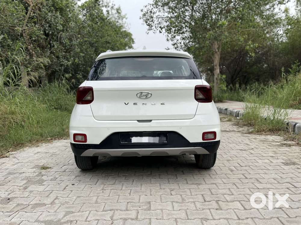 Hyundai Venue 1.2 S Plus, 2020, Petrol