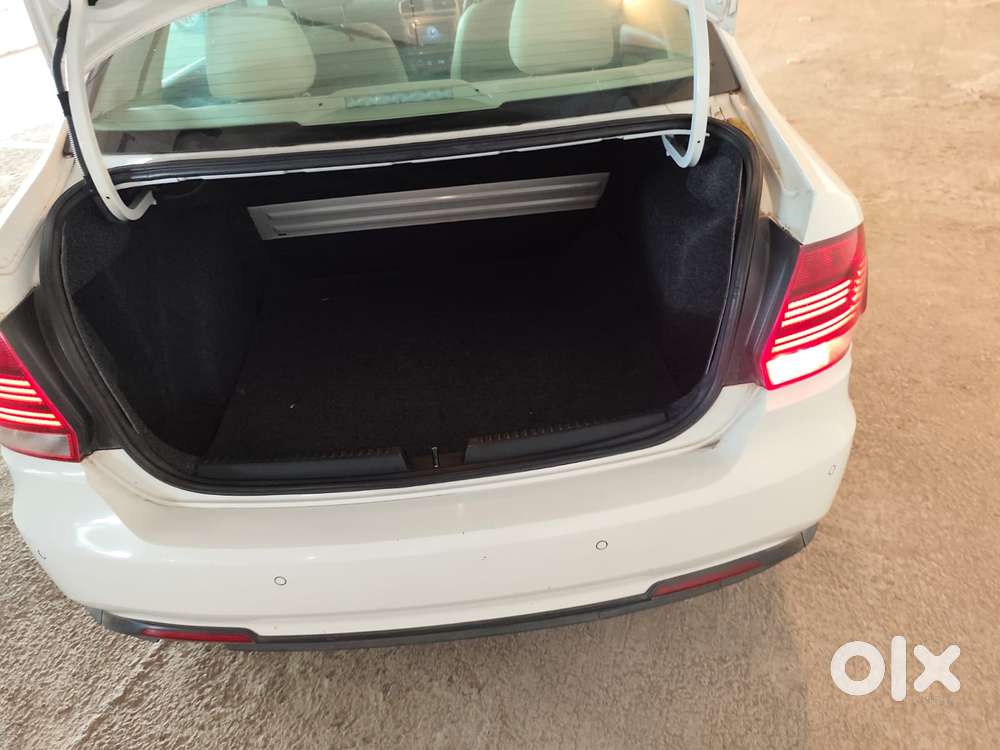 Volkswagen Vento 1.2 Tsi Highline Plus At, 2022, Petrol