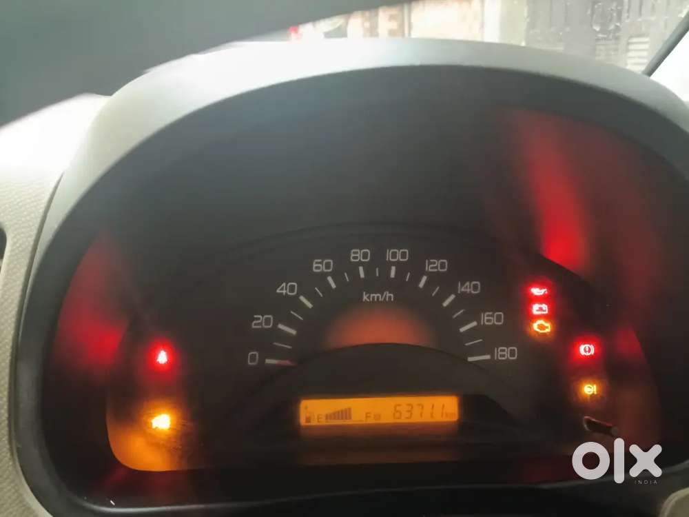Gadi Ke 4 Saal Baki Hai , Ek Hath Ki Gadi Hai