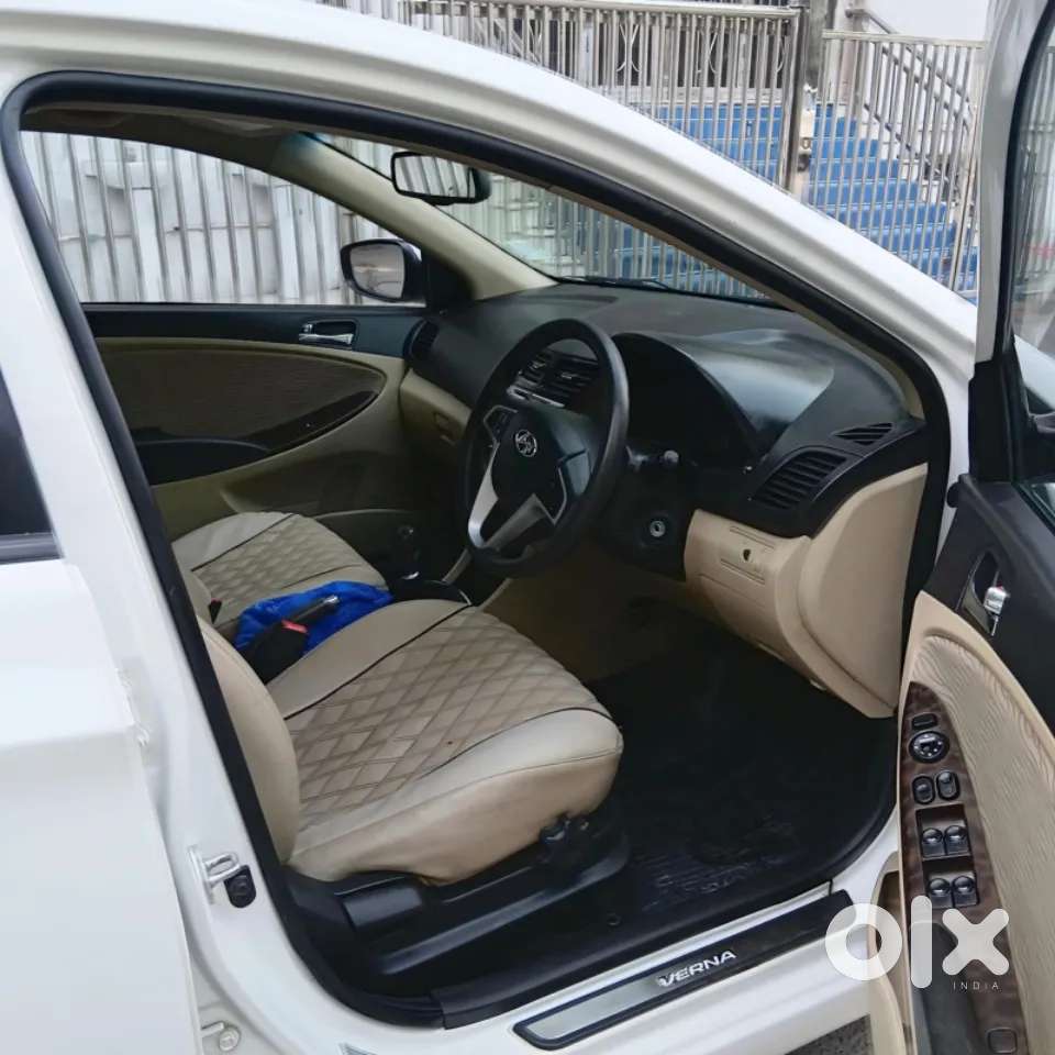 Hyundai Verna Fluidic 1.6 Vtvt Sx, 2014, Petrol