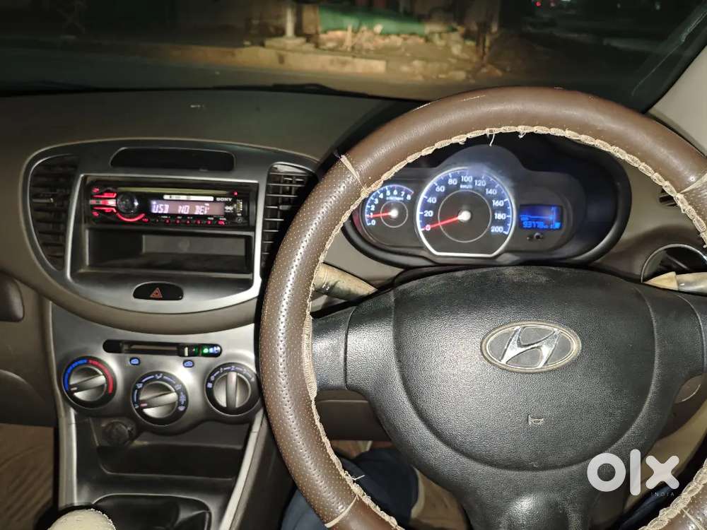 Hyundai I10 2011 Cng & Hybrids 93700 Km Driven