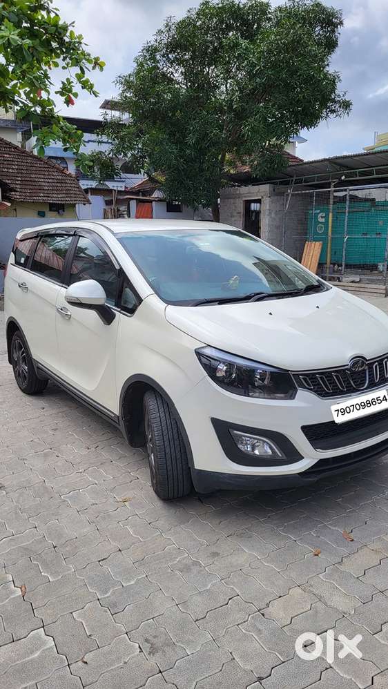 Mahindra Marazzo Diesel 2019