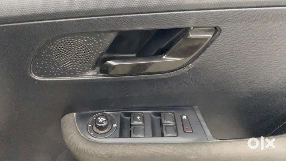 Tata Altroz 1.2 Xz Plus Petrol, 2021, Petrol