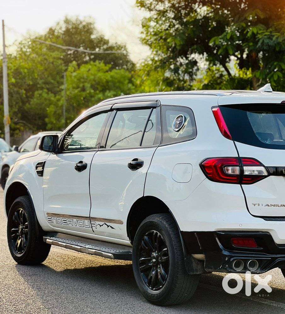 Ford Endeavour 3.2 Titanium At 4x4, 2016, Diesel