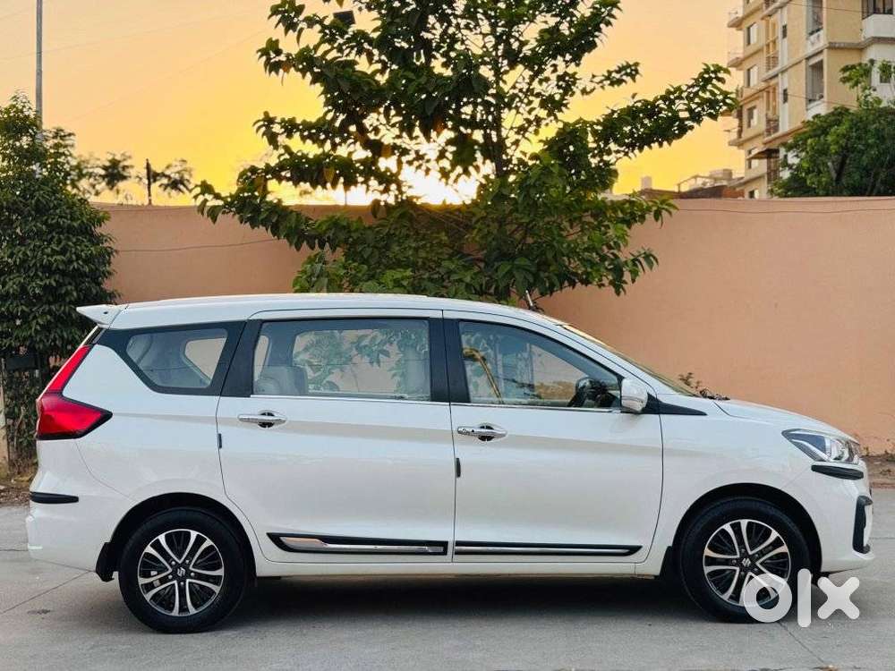 Maruti Suzuki Ertiga Zxi (o) Cng [2022-2023], 2022, Cng & Hybrids