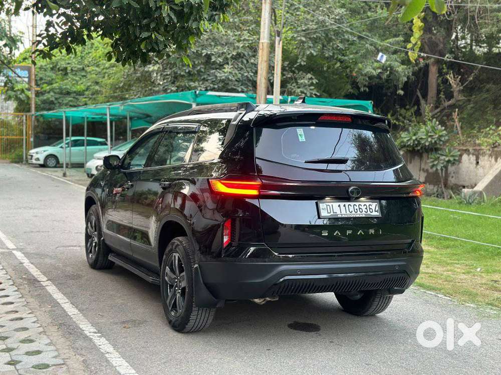 Tata Safari Pure Plus S Dark Edition At, 2026, Petrol
