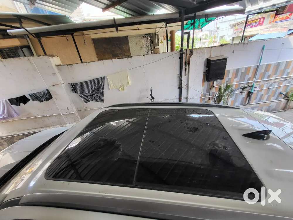 Sx Model With Panroamic Sunroof