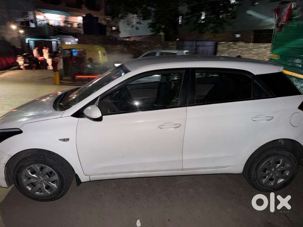 Hyundai Petrol Car 2019