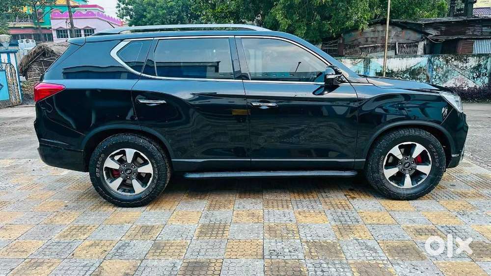 Mahindra Alturas G4 4x4 At, 2019, Diesel