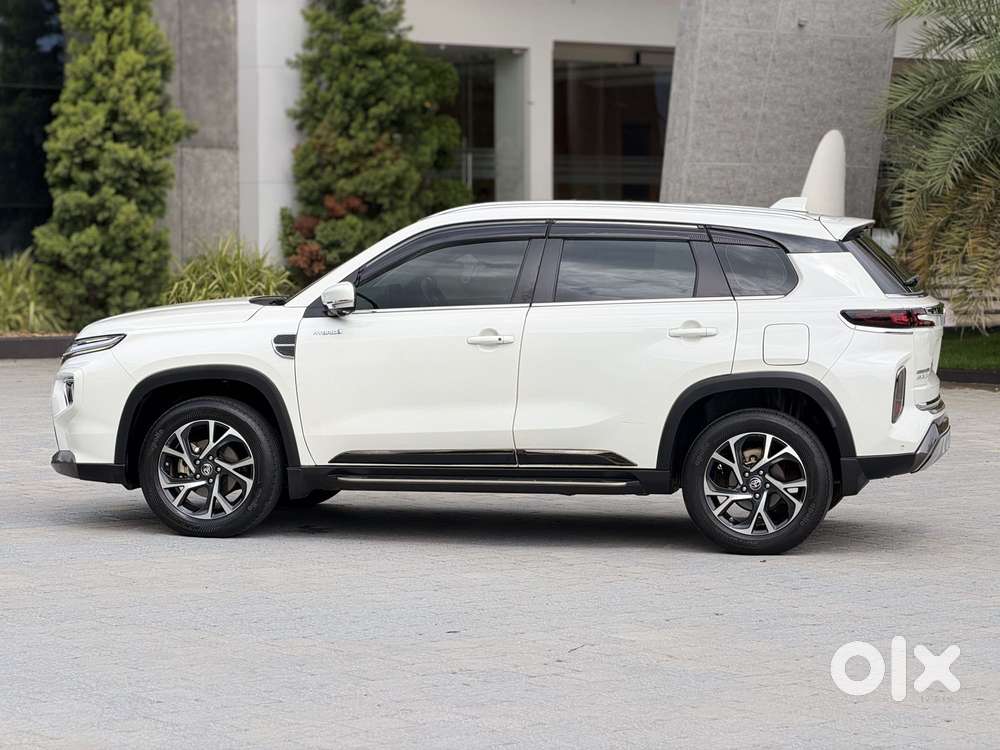 Toyota Urban Cruiser Hyryder 1.5 V Hybrid, 2024, Petrol