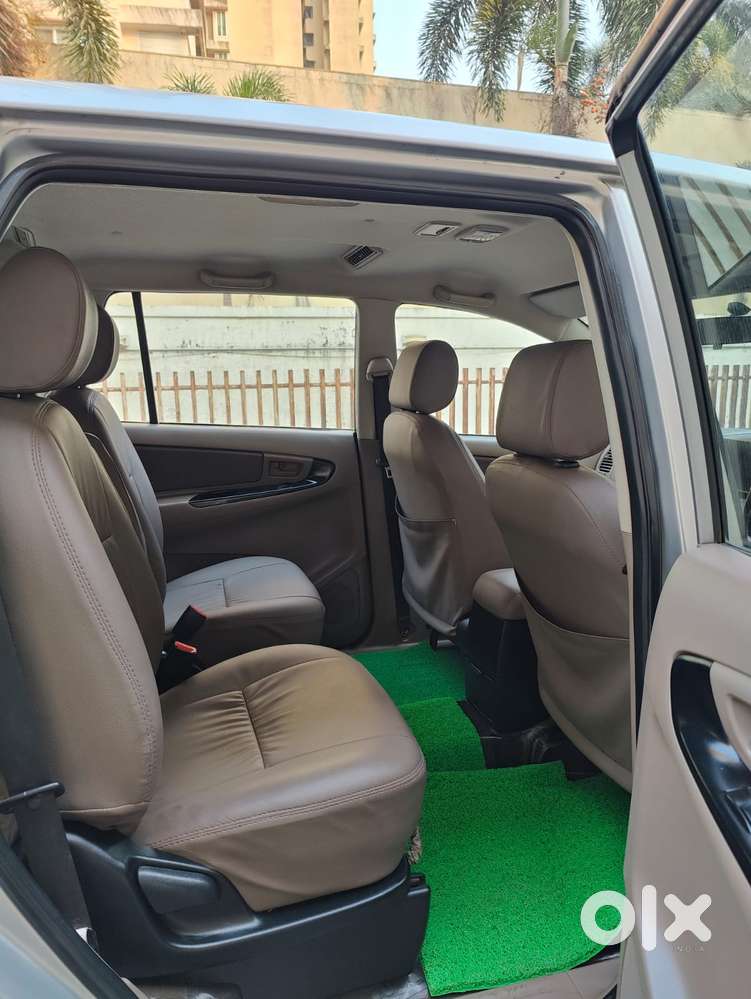 Toyota Innova 2.5 G (diesel) 7 Seater, 2016, Diesel