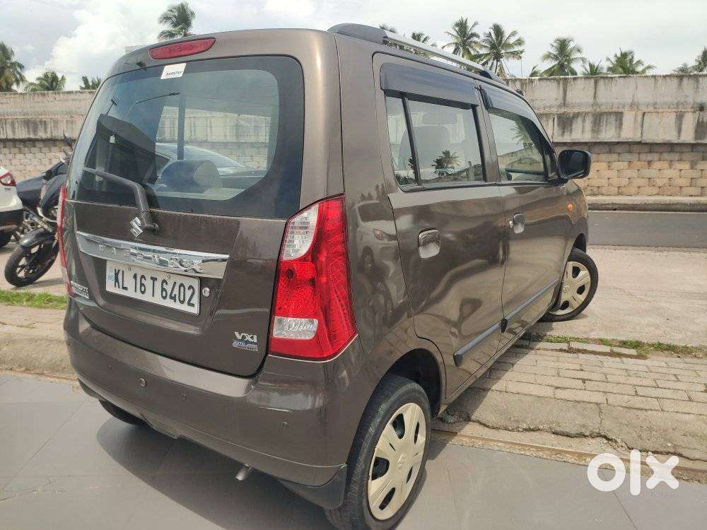 Maruti Suzuki Wagon R 1.0 Vxi Amt, 2018, Petrol