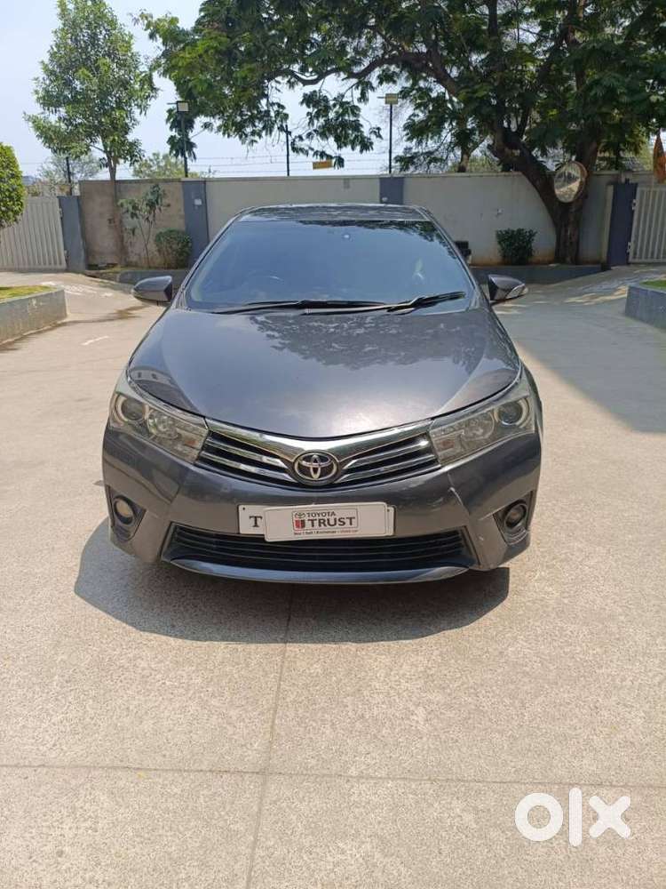Toyota Corolla Altis, 2014, Petrol