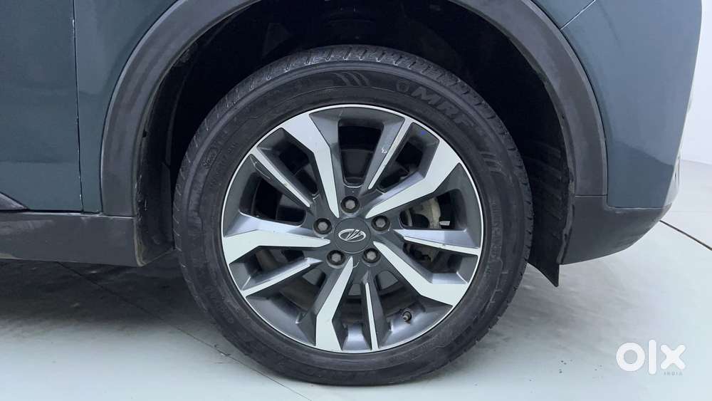 Mahindra Xuv300 W8 (o) 1.5 Diesel Amt, 2020, Diesel