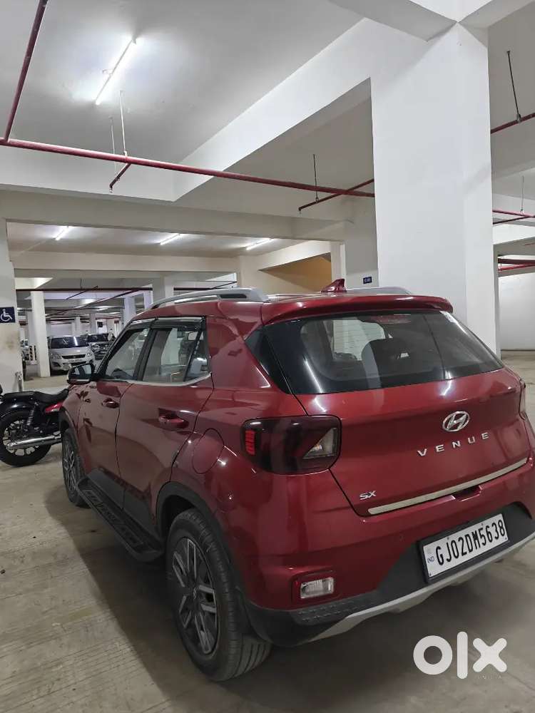 Hyundai Venue Diesel, Teacher's Car, Single Handedly Driven