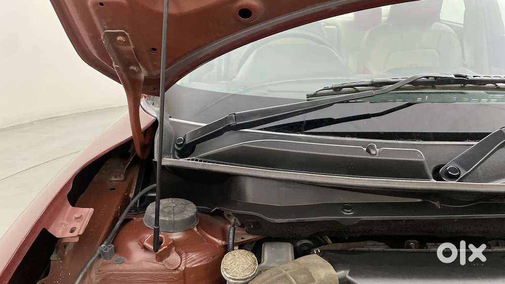 Maruti Suzuki Dzire 1.2 Zxi Amt, 2018, Petrol