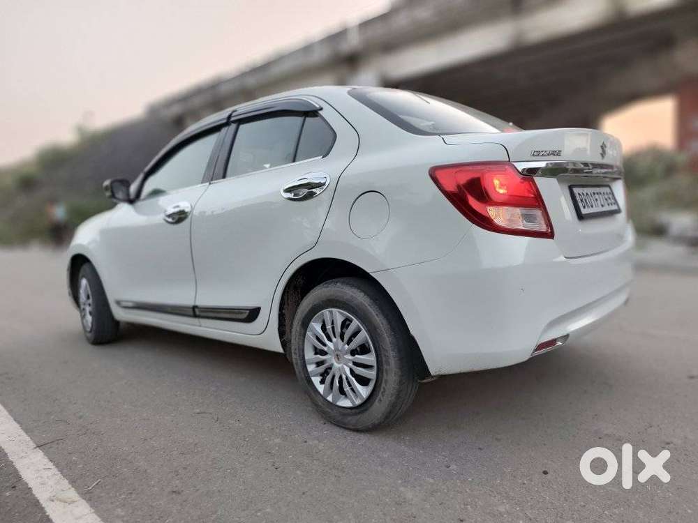 Maruti Suzuki Dzire 1.2 Vxi, 2023, Petrol