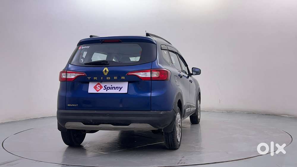Renault Triber Rxz, 2022, Petrol