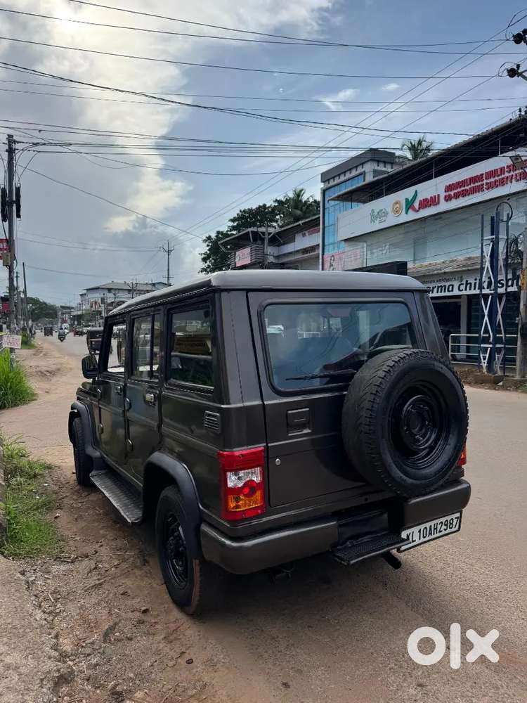 Mahindra Bolero Slx 2011
