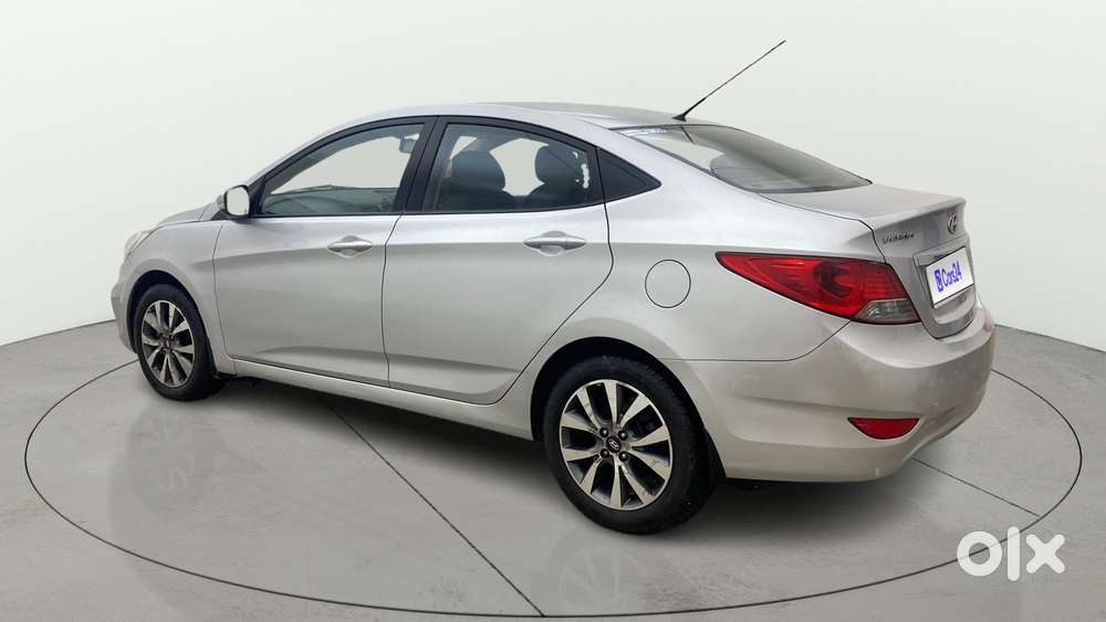 Hyundai Verna Fluidic 1.6 Vtvt Sx, 2013, Petrol