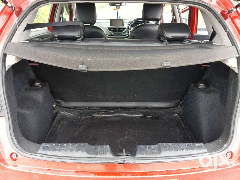 Tata Altroz Xz, 2021, Petrol