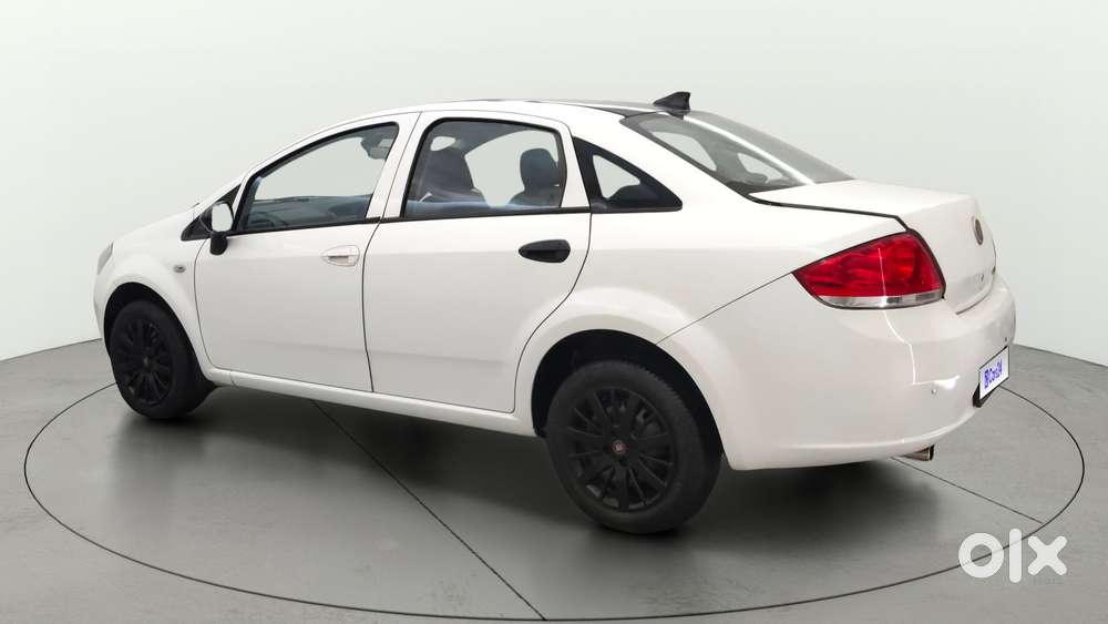 Fiat Linea Emotion 1.4 L T-jet Petrol, 2013, Petrol