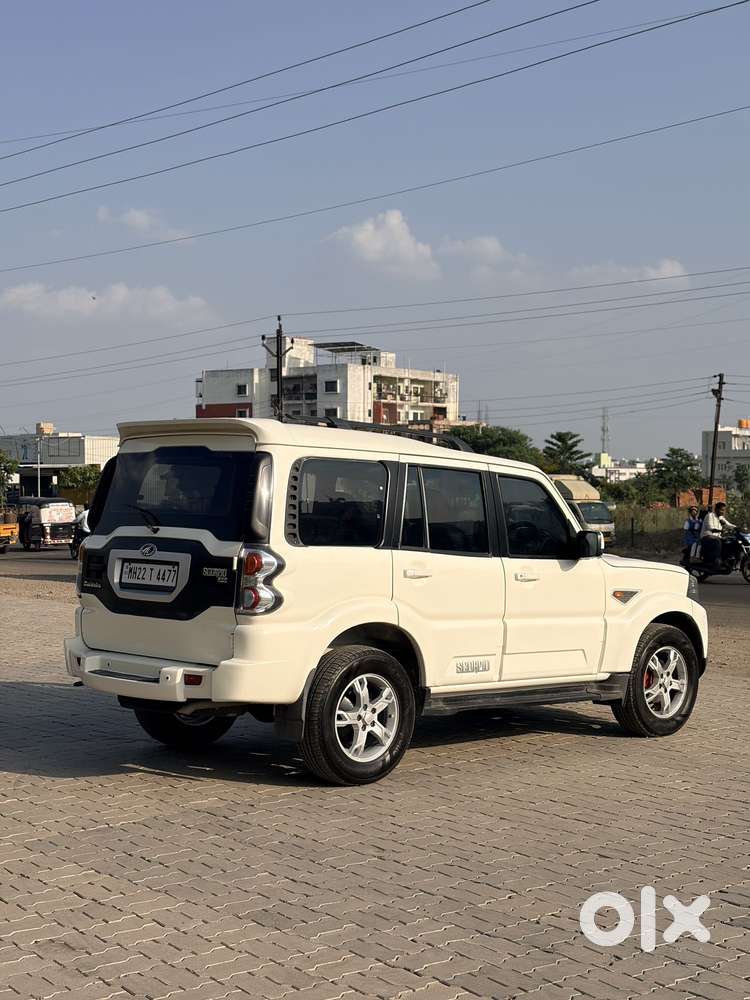 Mahindra Scorpio S10 8 Seater, 2014, Diesel
