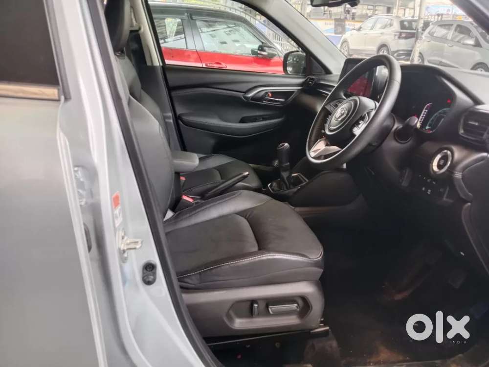 Toyota Urban Cruiser Hyryder 1.5 V Neo Drive, 2024, Petrol
