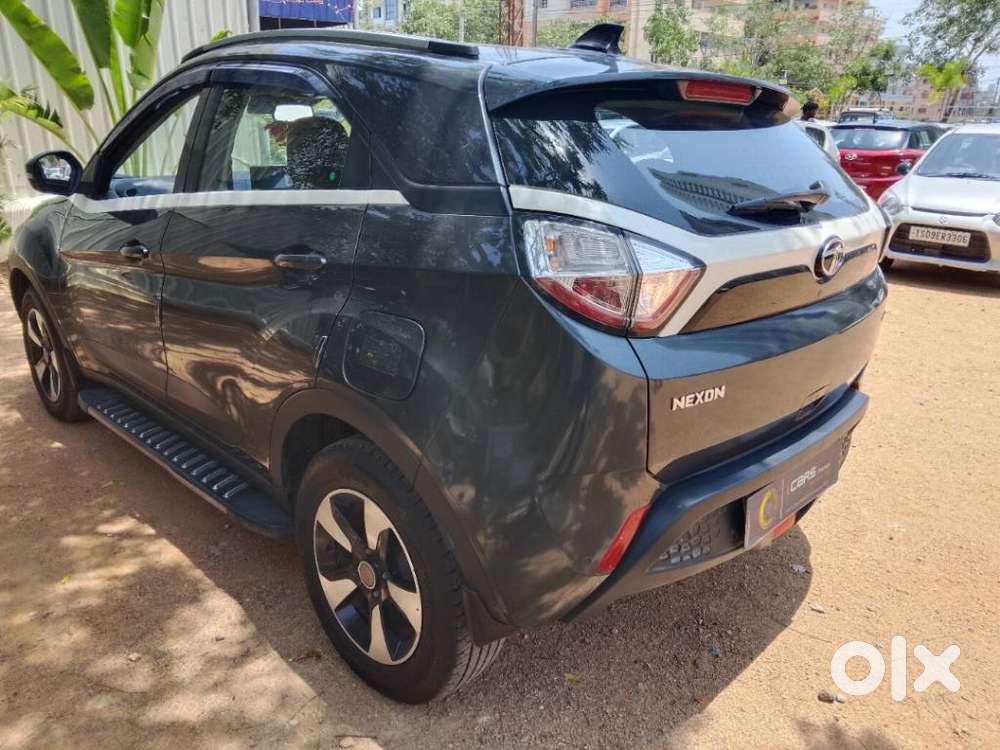 Tata Nexon 1.2 Revotron Xza Plus, 2018, Petrol