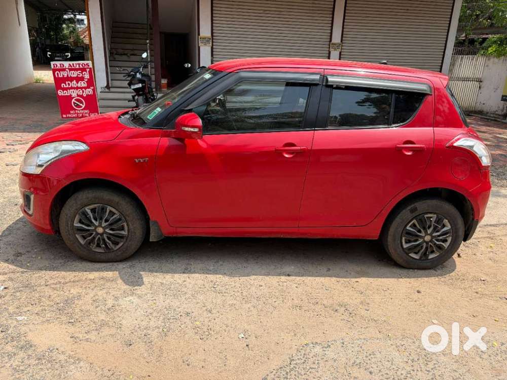 Maruti Suzuki Swift Vxi + Manual, 2016, Petrol