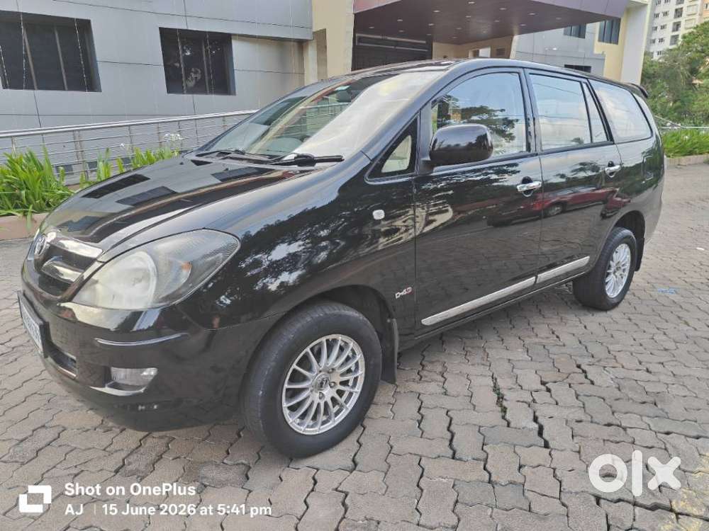 Toyota Innova 2.5 G (diesel) 7 Seater Bs Iv, 2006, Diesel