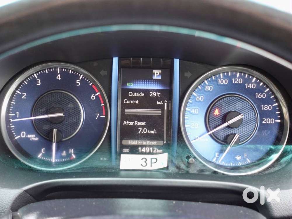 Toyota Fortuner 4x2 At 2.7 Petrol, 2024, Petrol