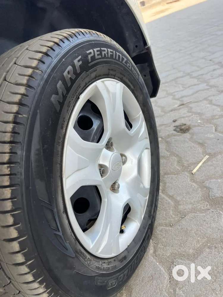 Ford Ecosport 2014 Petrol 61000 Km Driven Vimo Puc Chalu