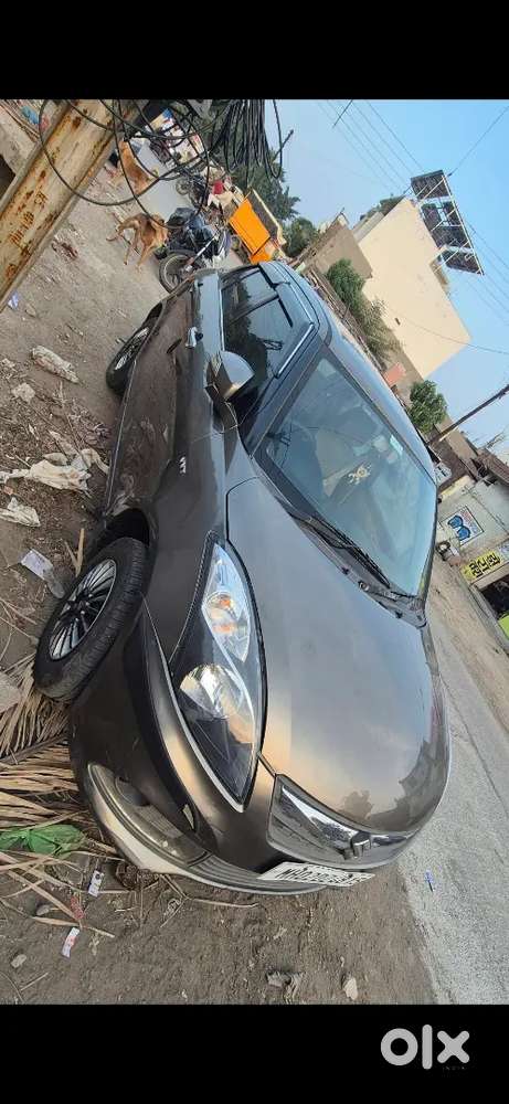 Maruti Suzuki Dzire Vxi 2015