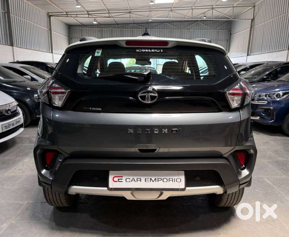 Tata Nexon 1.2 Revotron Xza Plus (o) Amt, 2020, Petrol