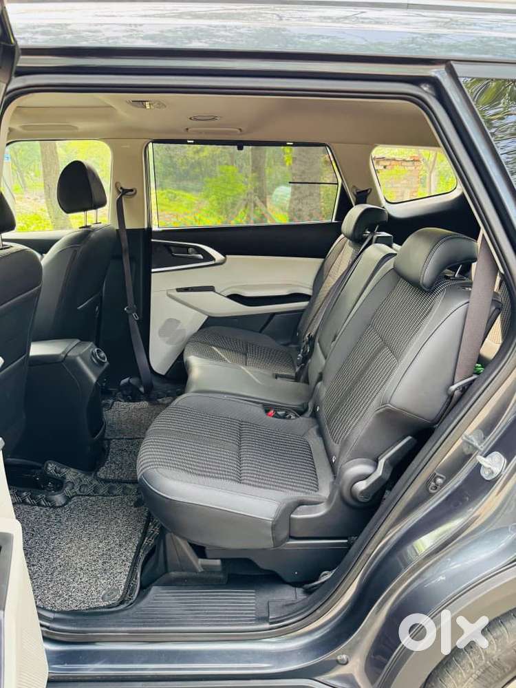 Kia Carens 1.4 Prestige Plus Turbo Dct 7 Str, 2024, Petrol