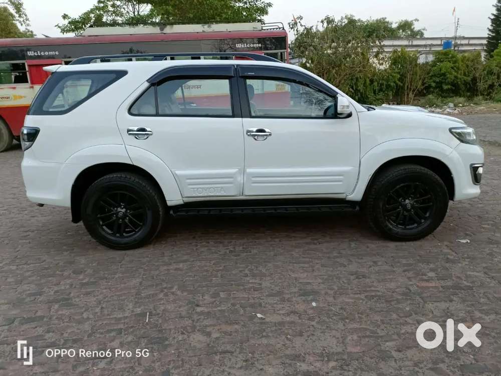 Toyota Fortuner Diesel 2015