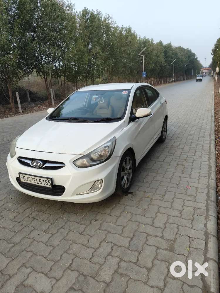 Hyundai Fluidic Verna 2013