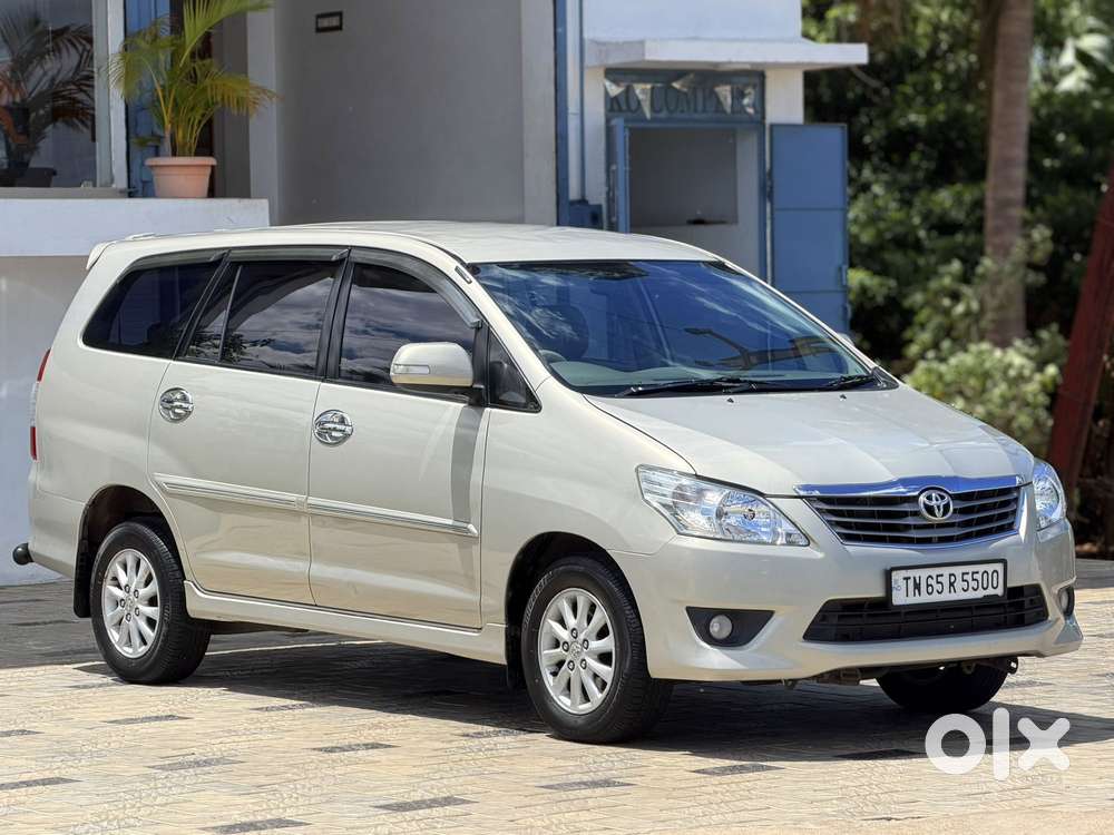 Toyota Innova 2.5 Vx 7 Seater Bs Iv, 2013, Diesel