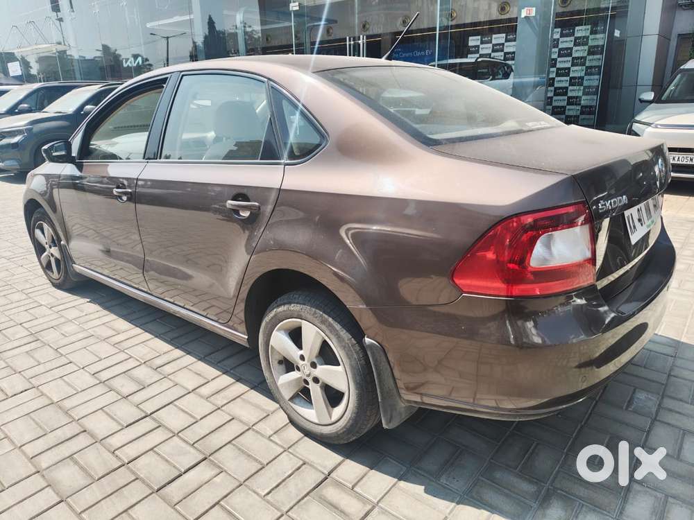 Skoda Rapid [2016-2020] 1.5 Style Plus Tdi At, 2016, Diesel