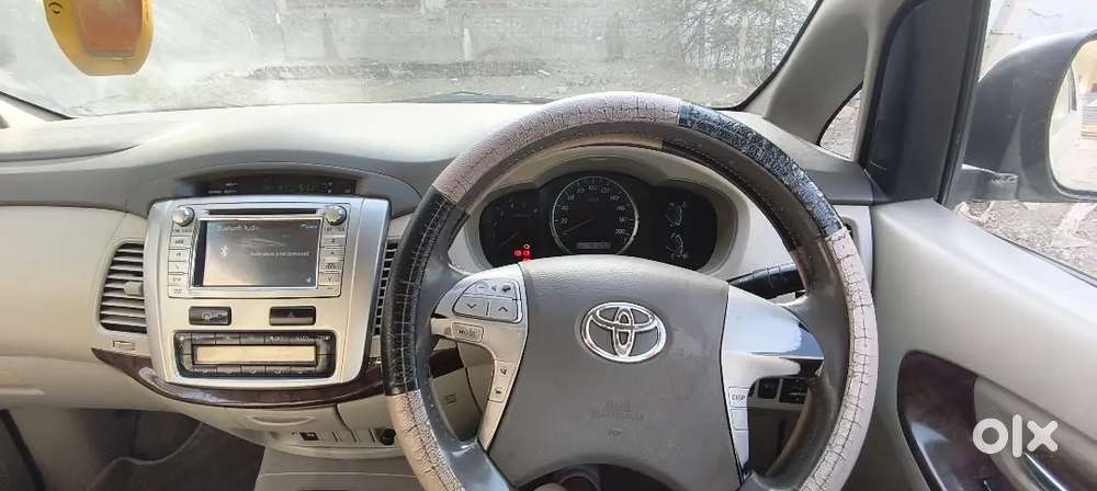 Toyota Innova 2012 Diesel Well Maintained