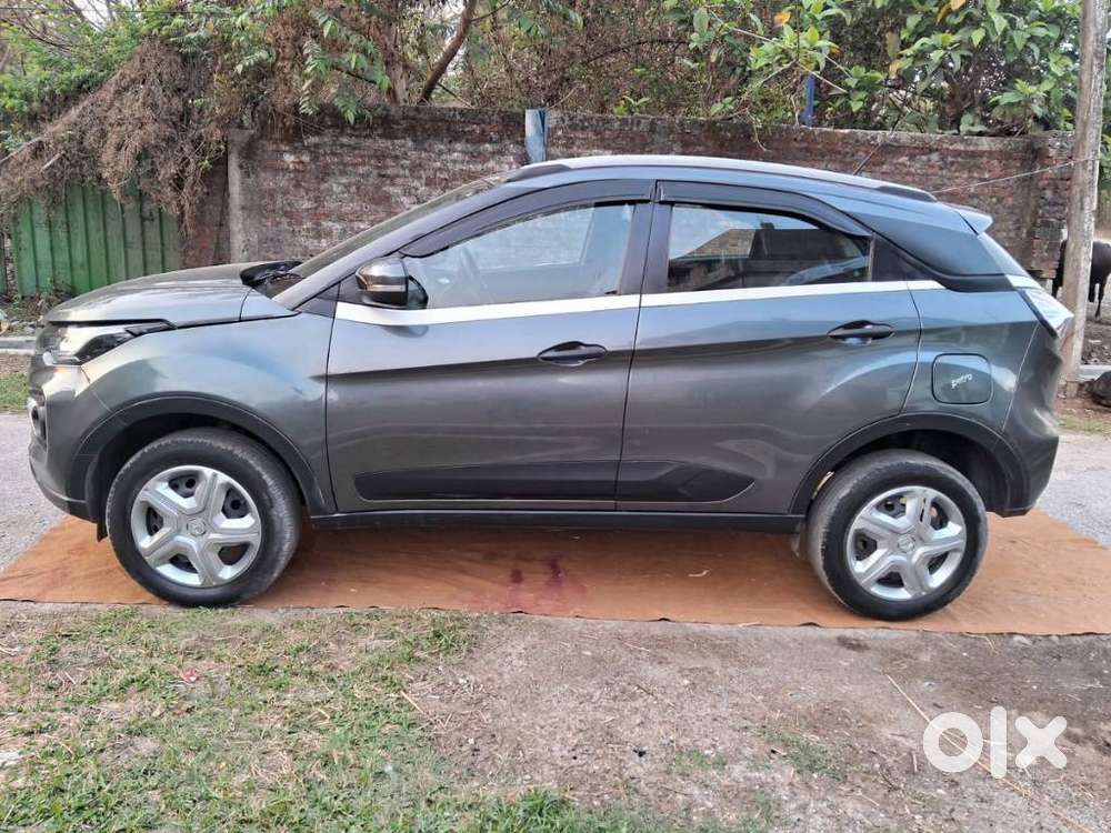 Tata Nexon 1.2 Revotron Xm (s), 2023, Petrol