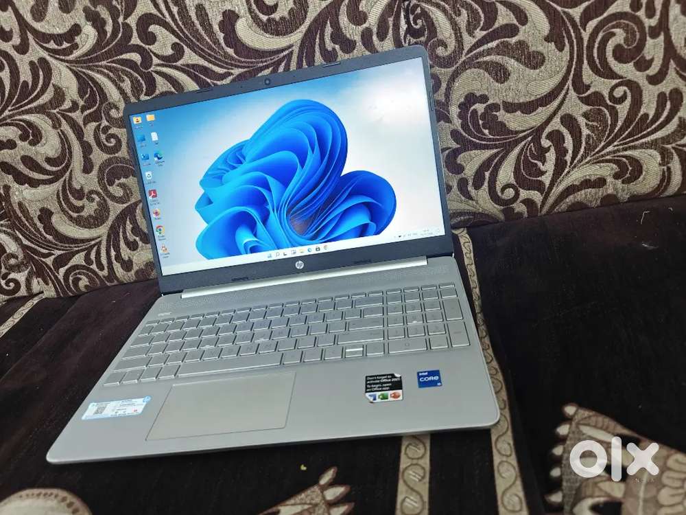 Hp 15s i5 11th gen 8gb ram 256gb SSD laptop