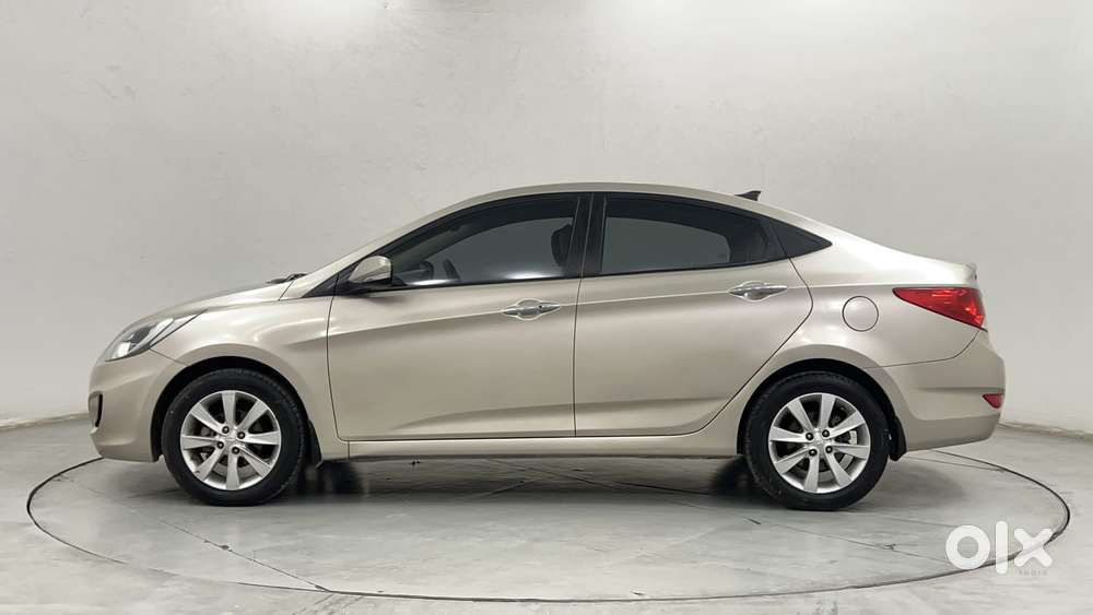Hyundai Verna 1.6 Vtvt Sx, 2013, Petrol