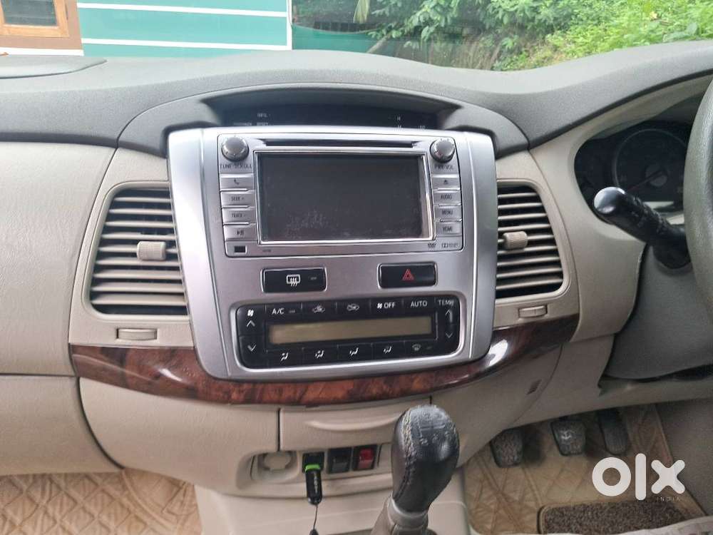 Toyota Innova 2014 Diesel 277600 Km