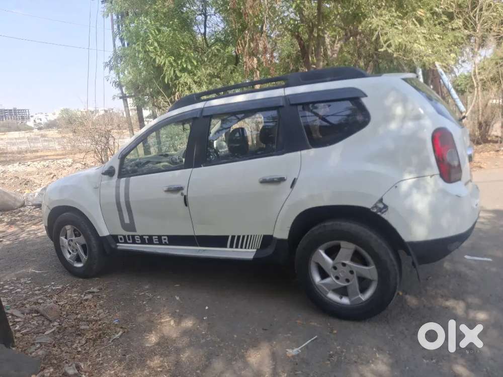 Renault Duster 2014 Modal